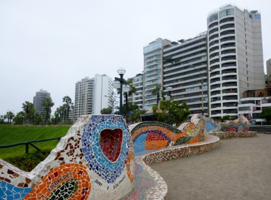 the mosaic wall in Love park - Lima