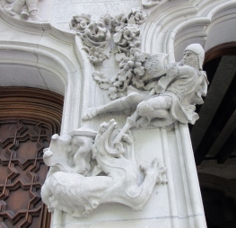 George and the dragon - Casa Amatller - Barcelona, Spain