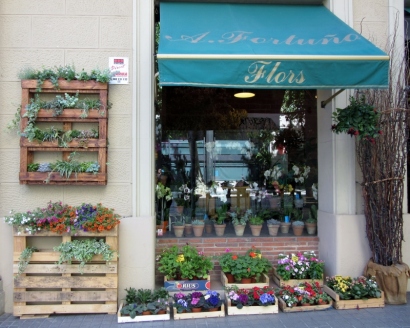 pretty flower shop - Barcelona, Spain