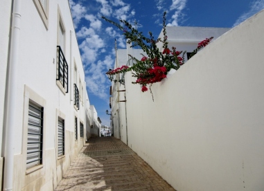 red-white and blue, street scene, Albufeira, Portugal